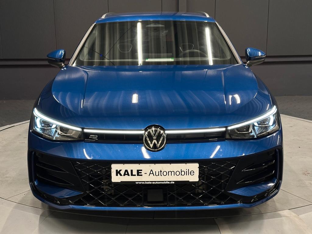 Volkswagen PASSAT VARIANT 2025 г. Синий, пробег 14000 км