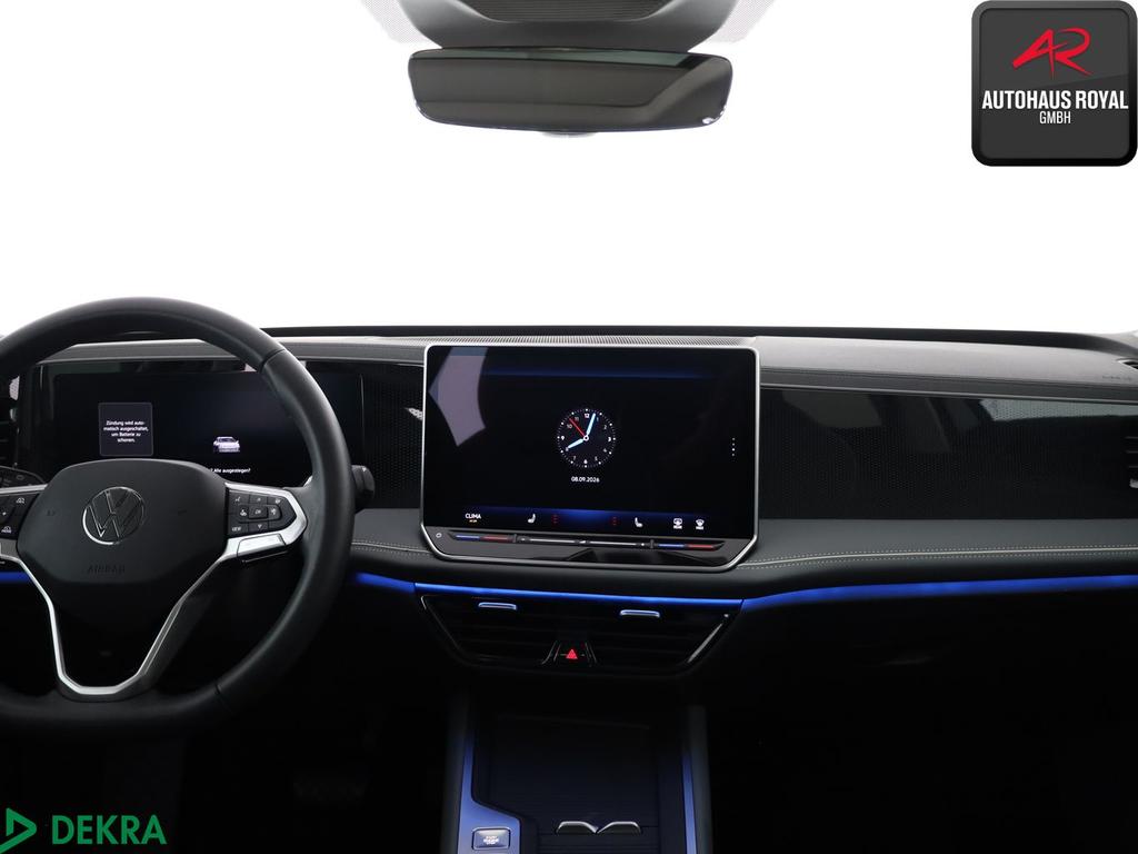 Volkswagen Passat 2024 г. Серый, пробег 23372 км
