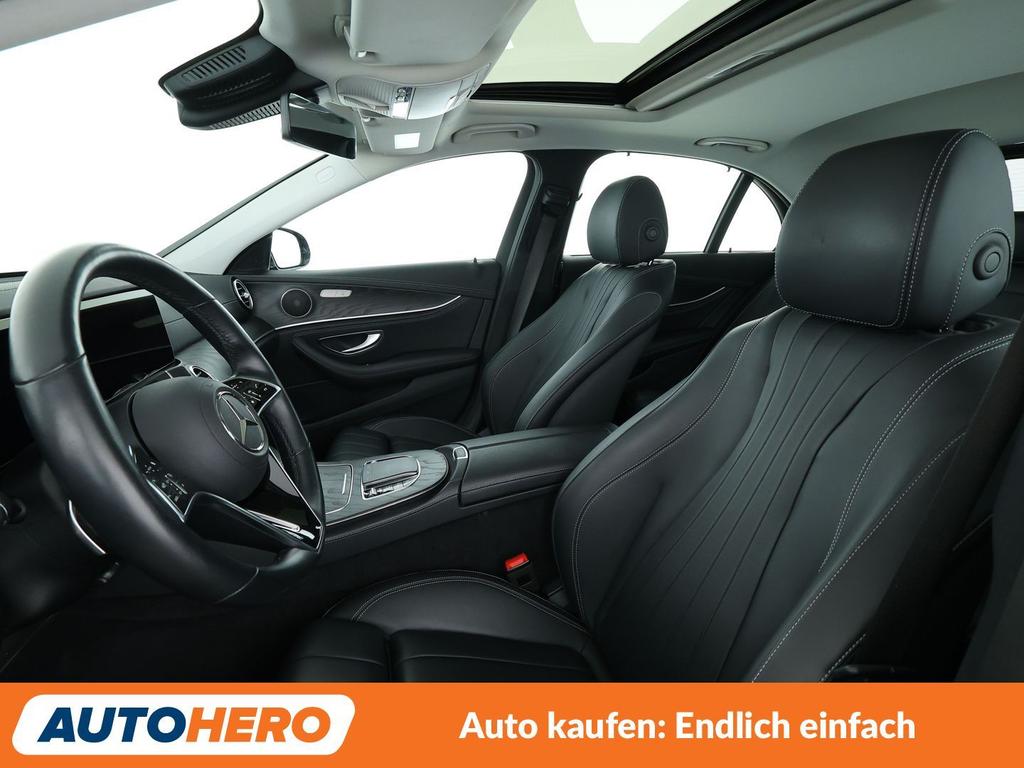Mercedes-Benz E 220 2022 г. Чёрный, пробег 31188 км