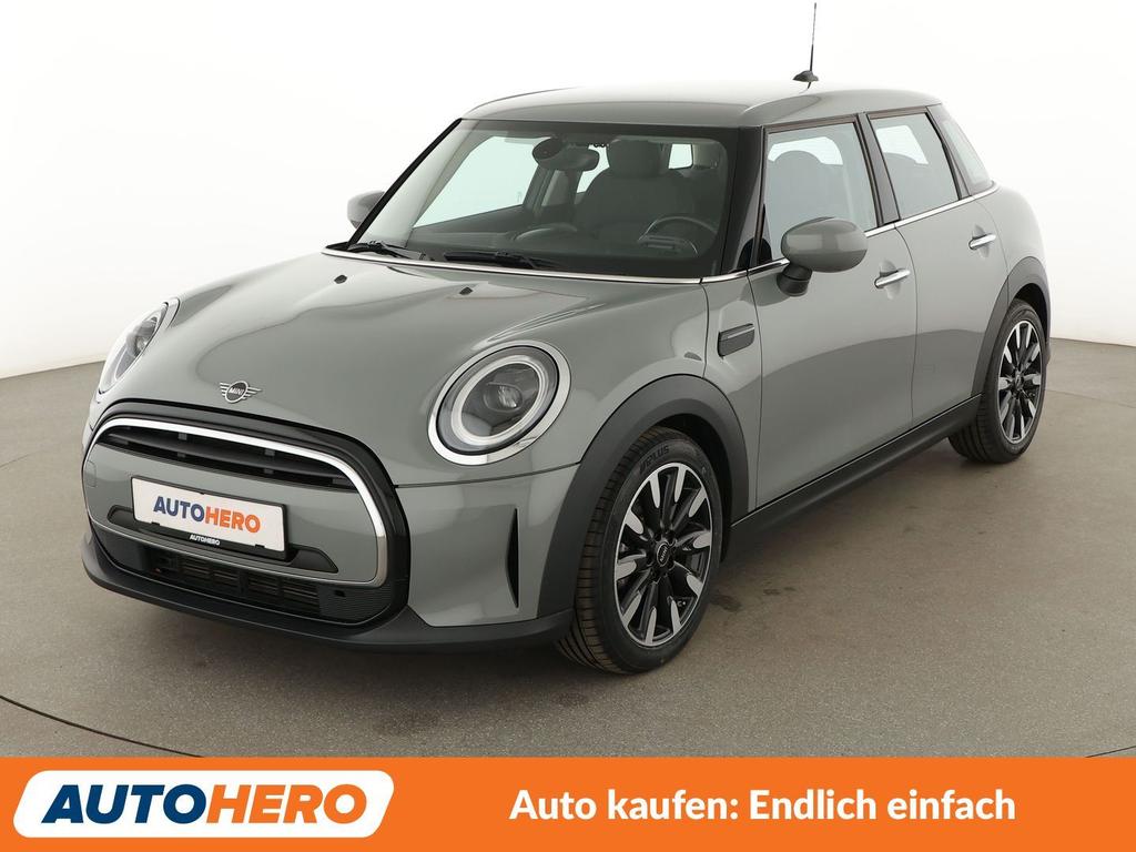 Mini ONE 2022 г. Серый, пробег 40585 км