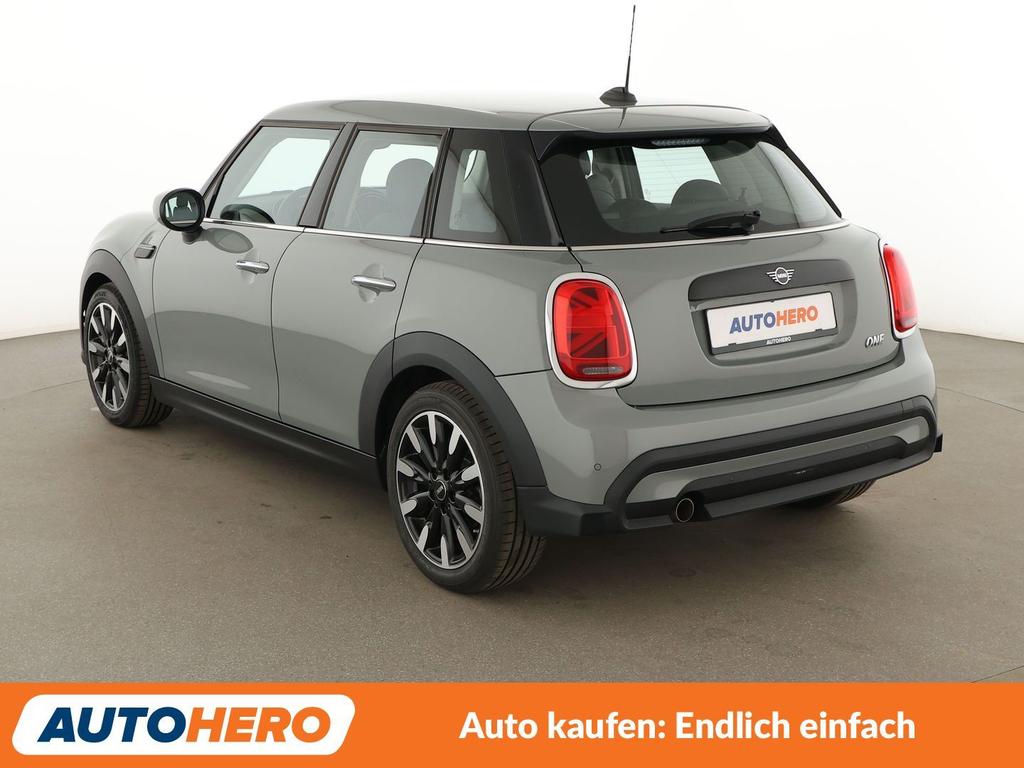 Mini ONE 2022 г. Серый, пробег 40585 км