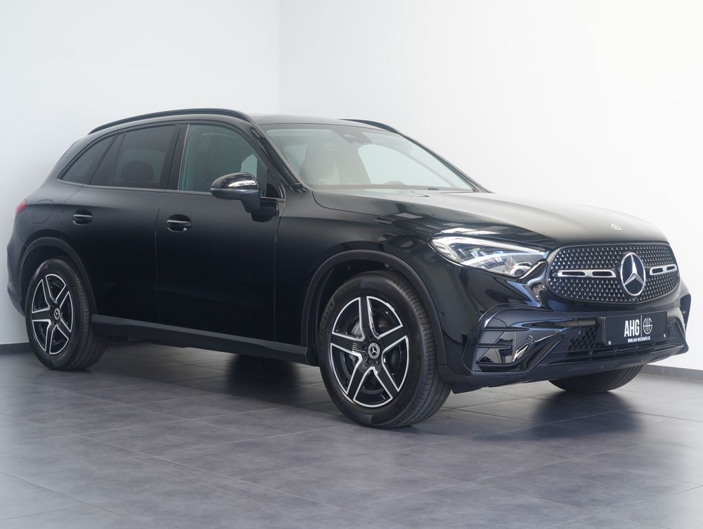 Mercedes-Benz GLC 200 2024 г. Чёрный, пробег 33187 км
