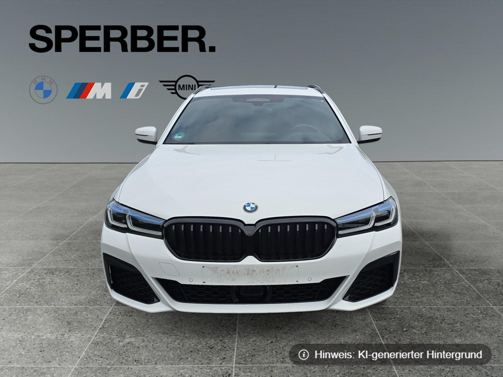 BMW 540 2022 г. Белый, пробег 59055 км