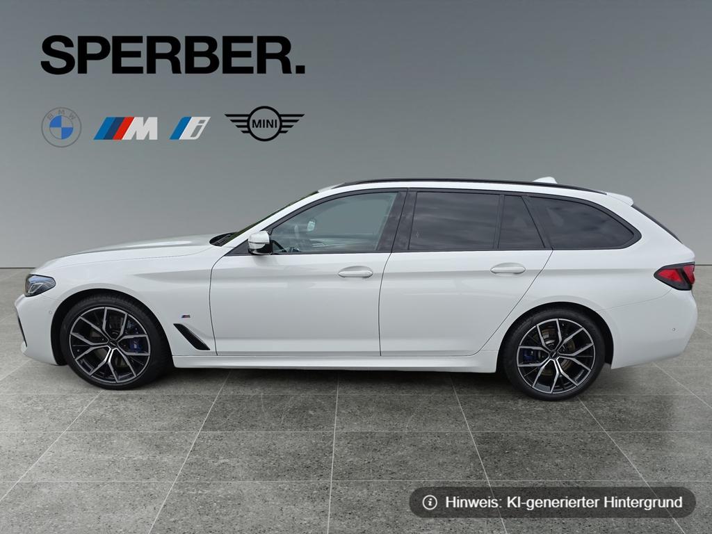 BMW 540 2022 г. Белый, пробег 59055 км