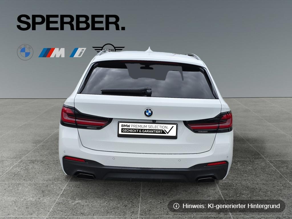 BMW 540 2022 г. Белый, пробег 59055 км