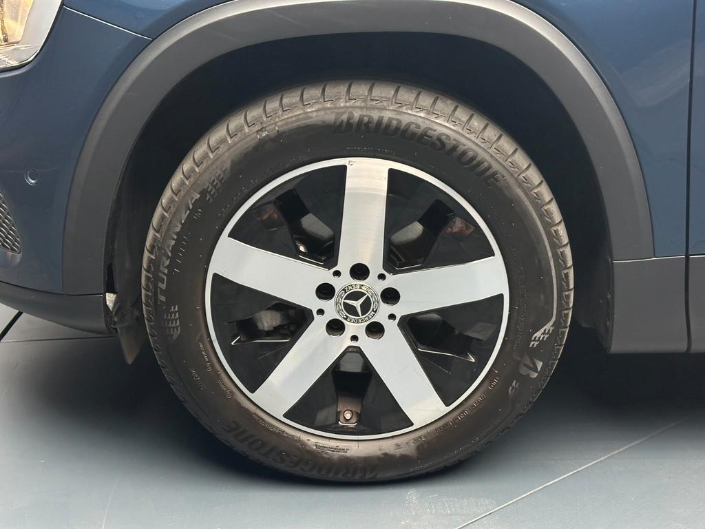 Mercedes-Benz GLB 180 2023 г. Синий, пробег 60000 км