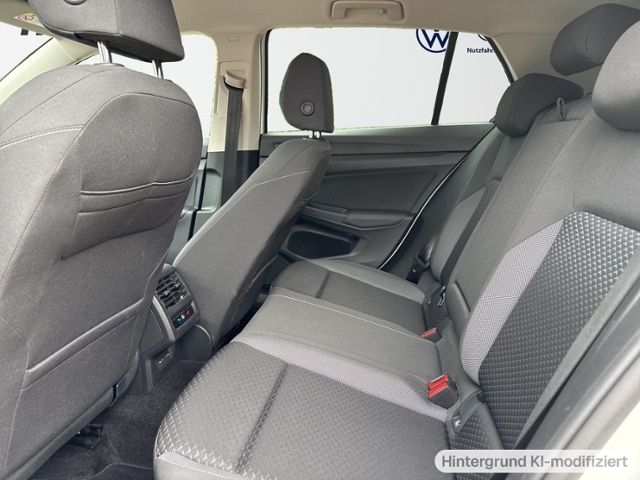 Volkswagen Golf 2022 г. Белый, пробег 53892 км