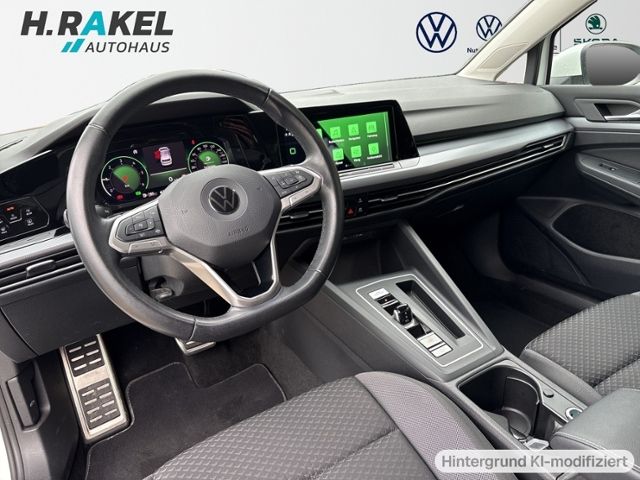 Volkswagen Golf 2022 г. Белый, пробег 53892 км