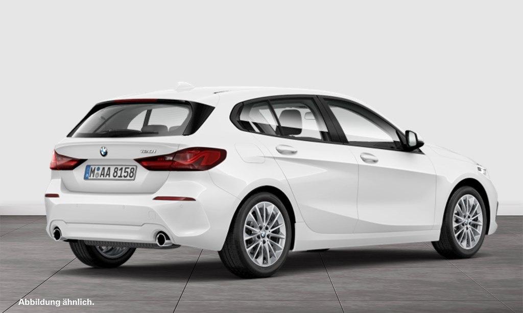 BMW 120 2022 г. Белый, пробег 20095 км