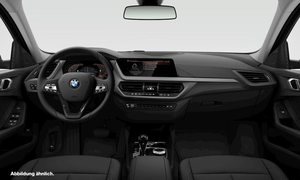 BMW 120 2022 г. Белый, пробег 20095 км