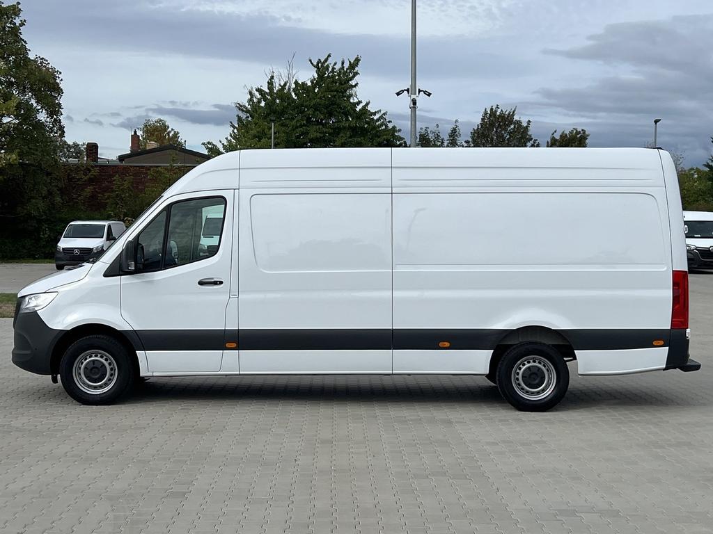 Mercedes-Benz SPRINTER 2025 г. Белый, пробег 39989 км