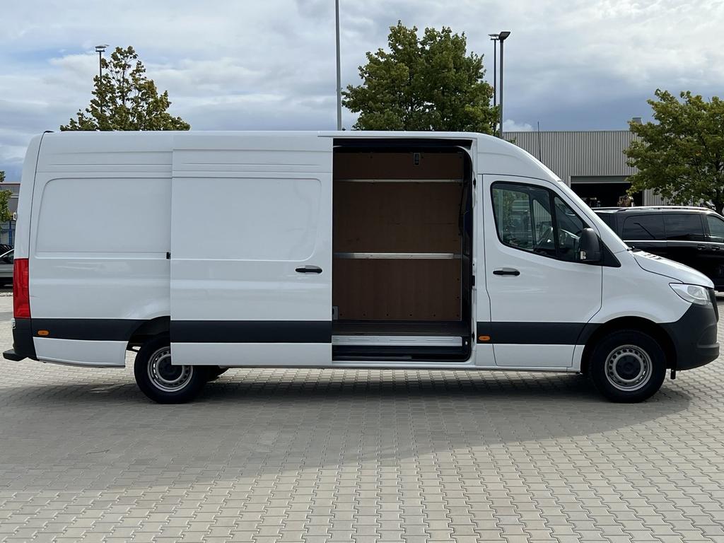 Mercedes-Benz SPRINTER 2025 г. Белый, пробег 39989 км