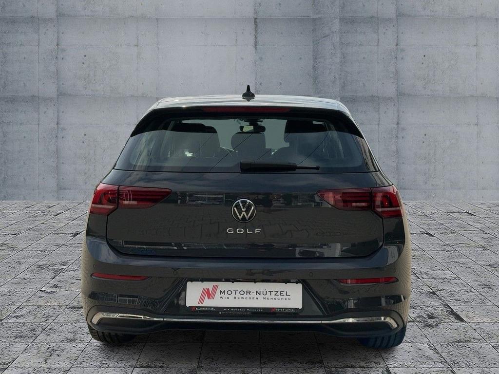 Volkswagen Golf 2025 г. Серый, пробег 15750 км