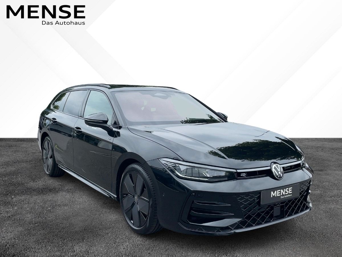 Volkswagen Passat 2026 г. Чёрный, пробег 11000 км