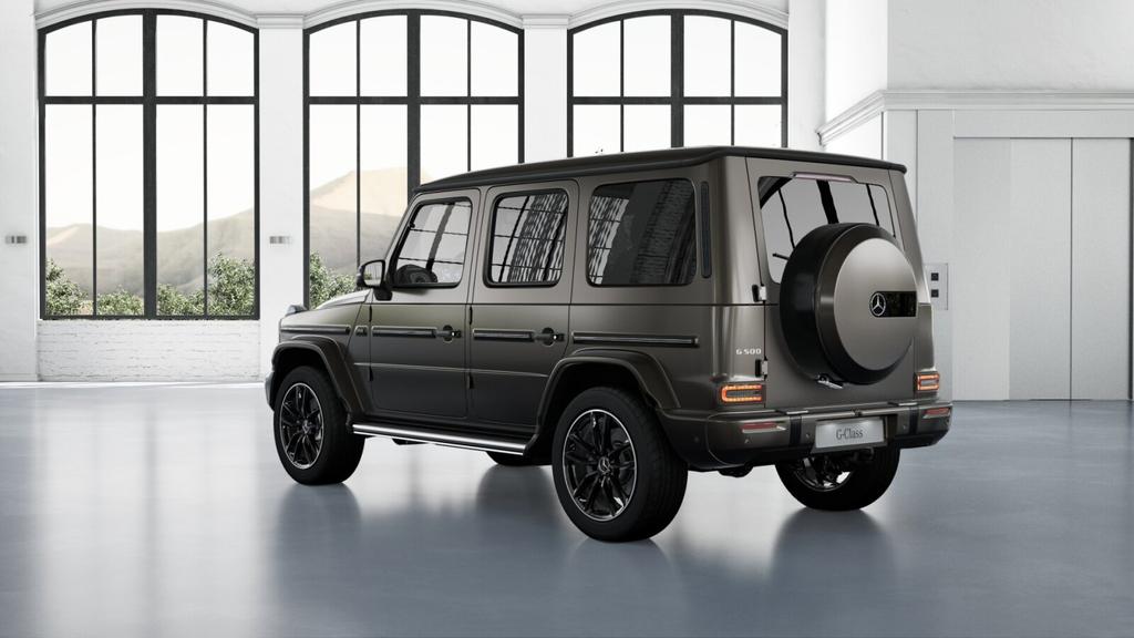 Mercedes-Benz G 500 2024 г. Серый, пробег 14269 км