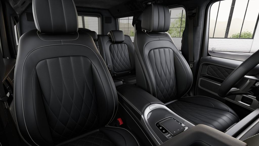 Mercedes-Benz G 500 2024 г. Серый, пробег 14269 км