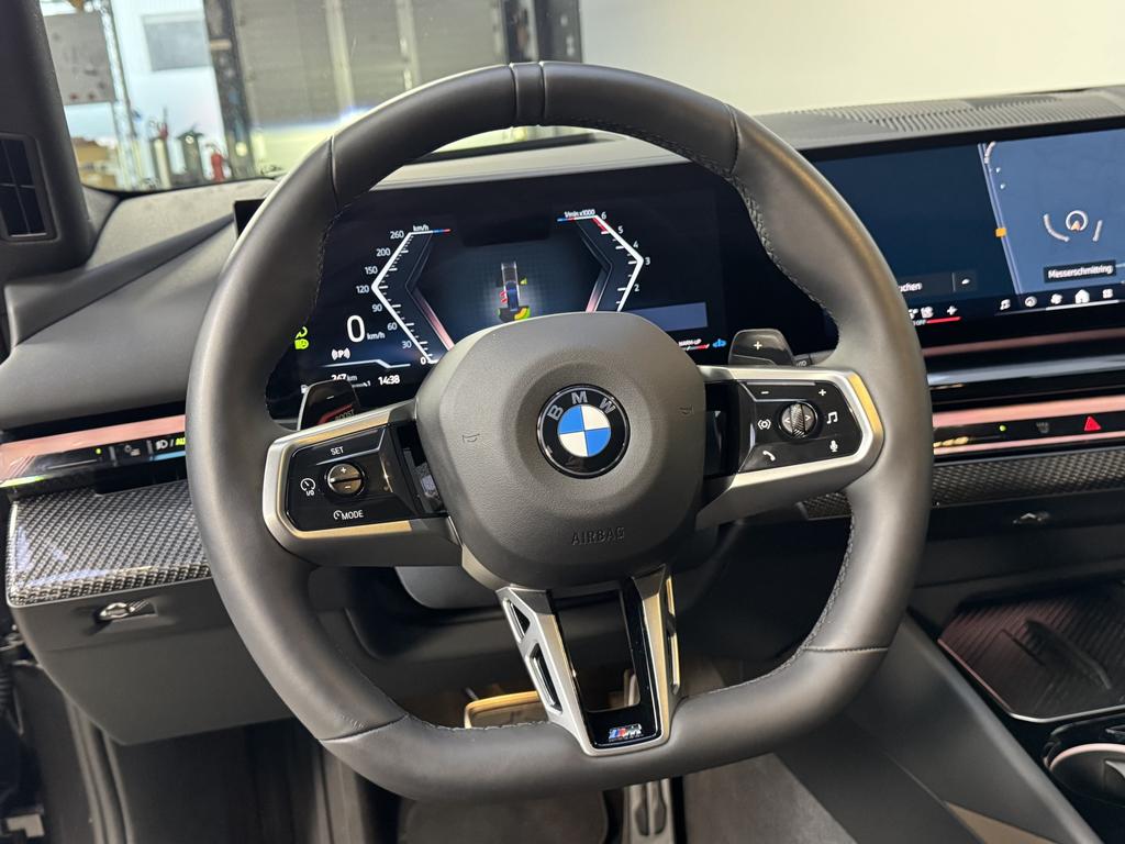 BMW 540 2025 г. Серый, пробег 4400 км