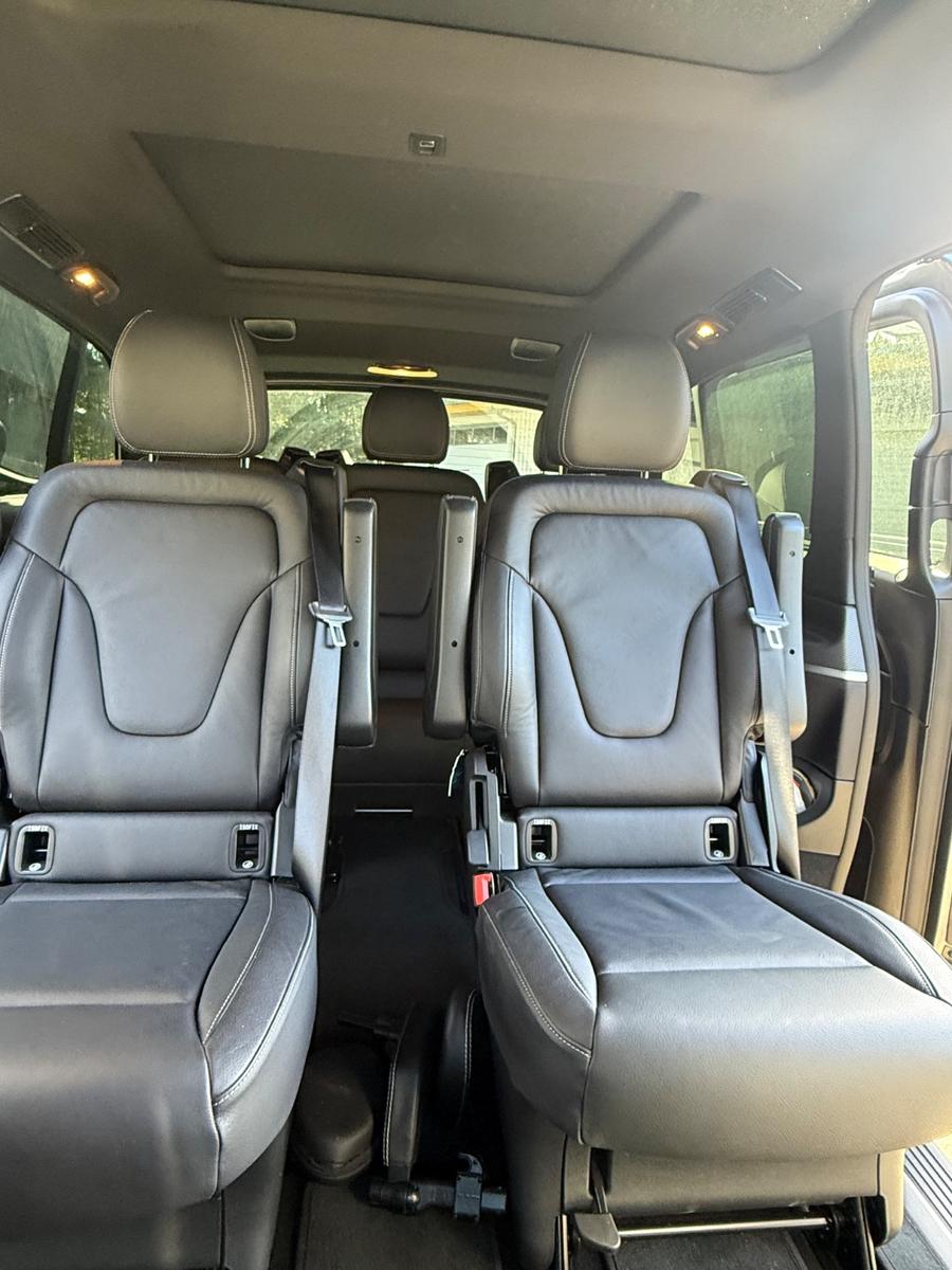 Mercedes-Benz V 300 2023 г. Серый, пробег 41000 км