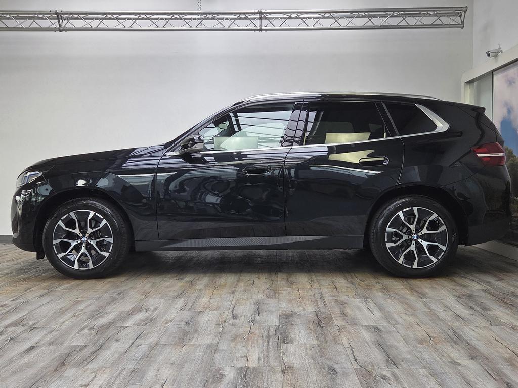 BMW X3 2025 г. Чёрный, пробег 8890 км