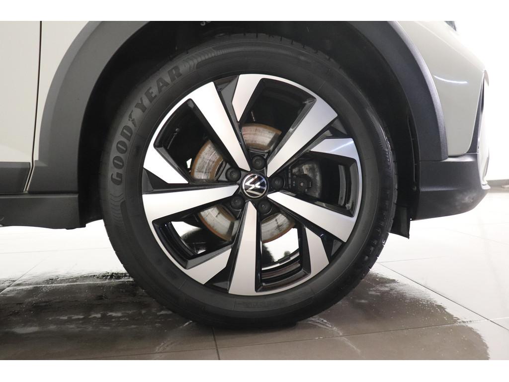 Volkswagen Taigo 2022 г. Серый, пробег 46273 км
