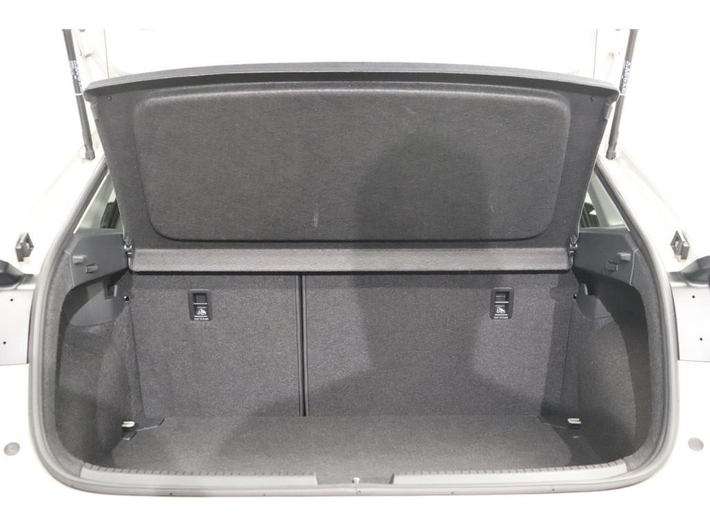 Volkswagen Taigo 2022 г. Серый, пробег 46273 км