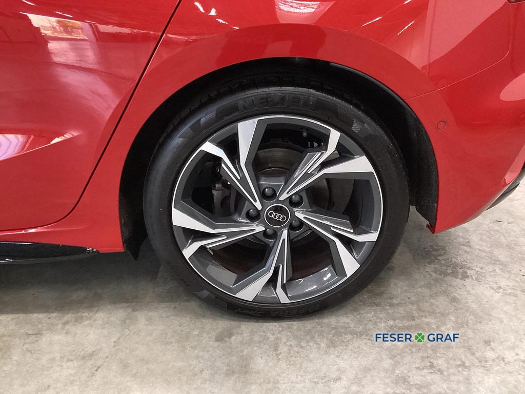 Audi A3 2024 г. Красный, пробег 50644 км