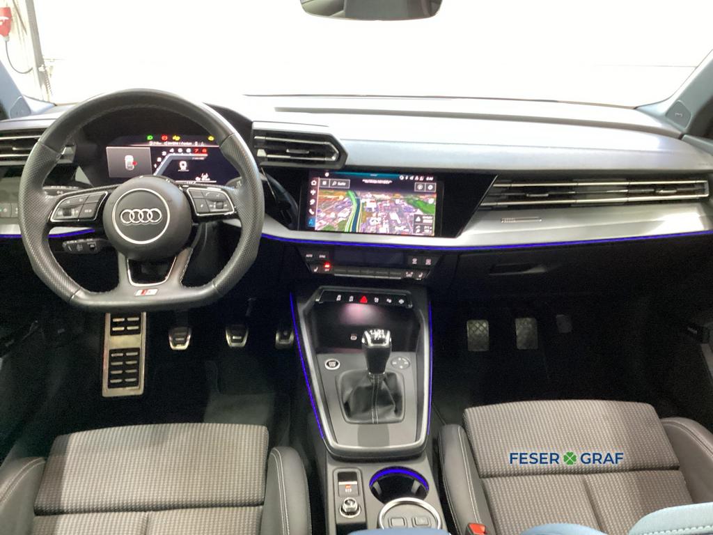 Audi A3 2024 г. Красный, пробег 50644 км