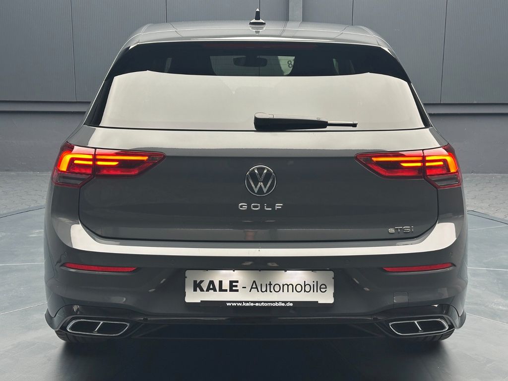Volkswagen Golf 2024 г. Серый, пробег 7000 км