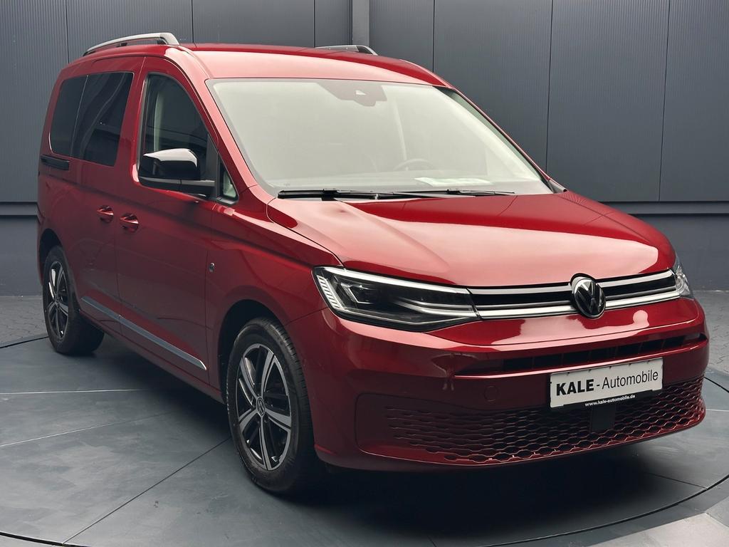 Volkswagen Caddy 2024 г. Красный, пробег 42000 км