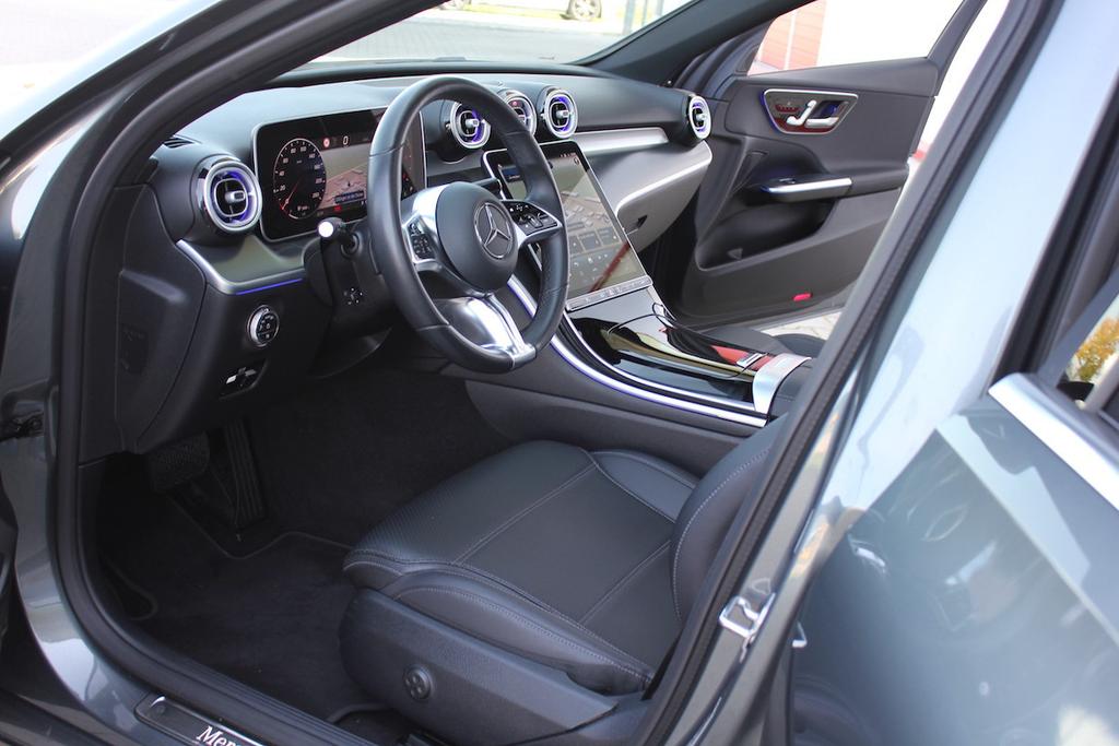 Mercedes-Benz C 200 2025 г. Серый, пробег 39750 км