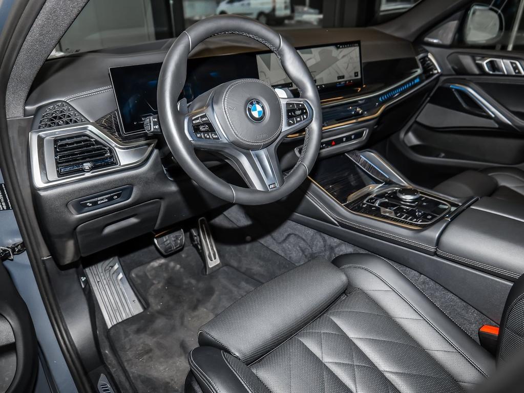 BMW X6 2025 г. Серый, пробег 29400 км