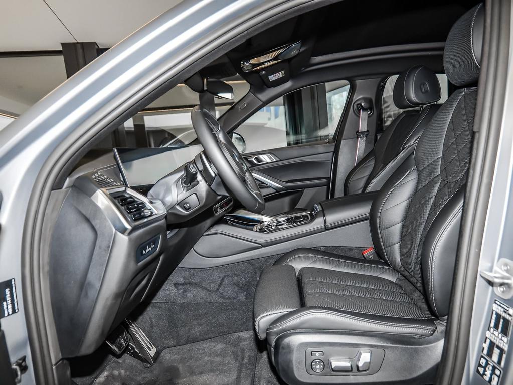 BMW X6 2025 г. Серый, пробег 29400 км