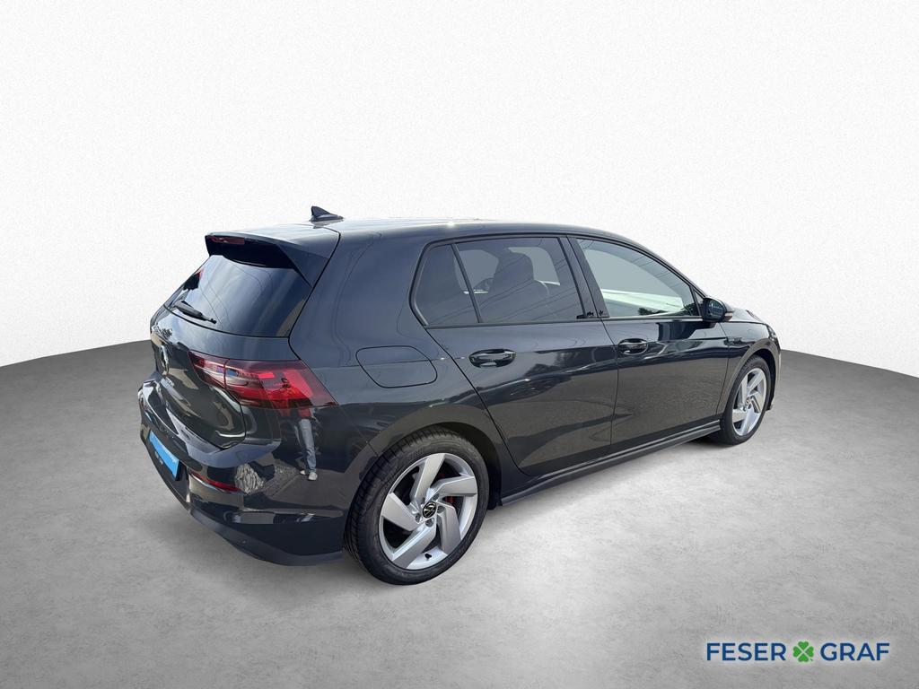 Volkswagen Golf 2024 г. Серый, пробег 26800 км