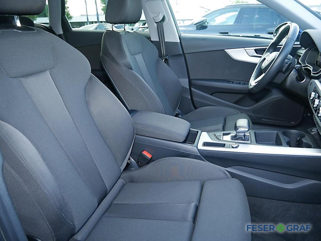 Audi A4 2024 г. Синий, пробег 50650 км