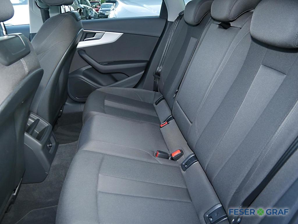 Audi A4 2024 г. Синий, пробег 50650 км