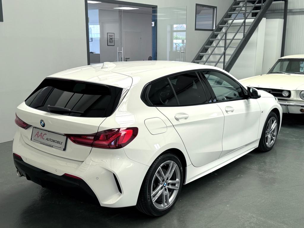 BMW 118 2022 г. Белый, пробег 56000 км