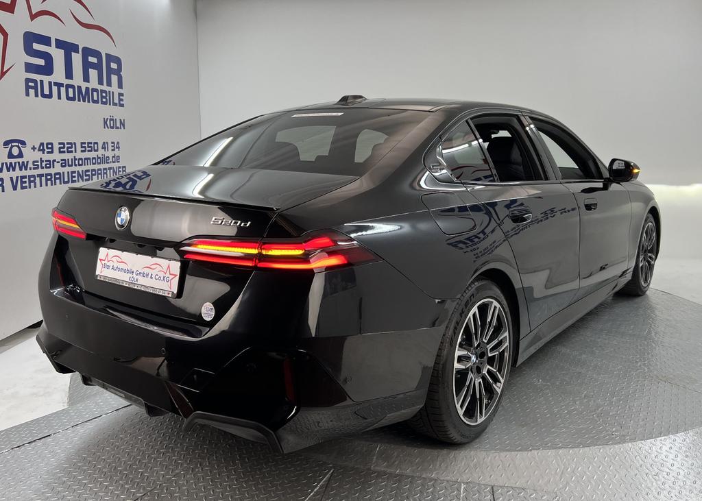 BMW 520 2026 г. Чёрный, пробег 27800 км