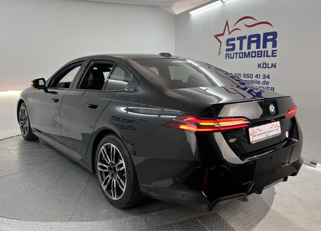 BMW 520 2026 г. Чёрный, пробег 27800 км