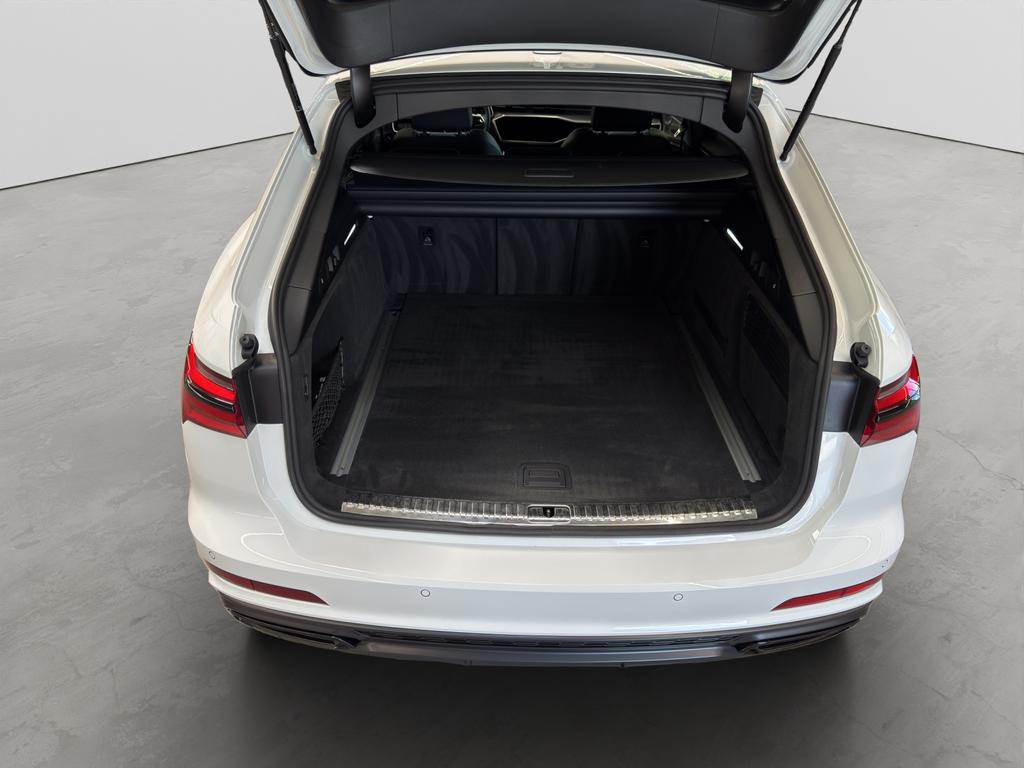 Audi A6 2023 г. Белый, пробег 48700 км