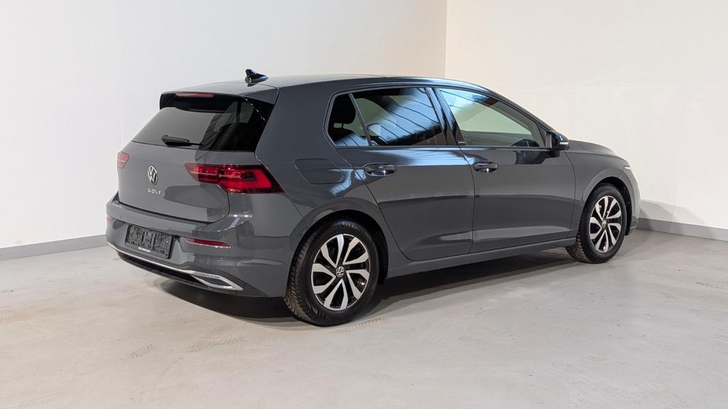 Volkswagen Golf 2022 г. Серый, пробег 55100 км