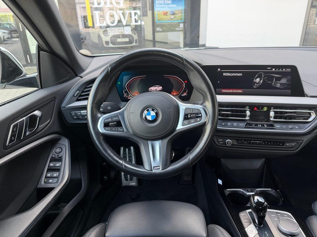 BMW 218 GRAN COUPÉ 2022 г. Белый, пробег 49590 км