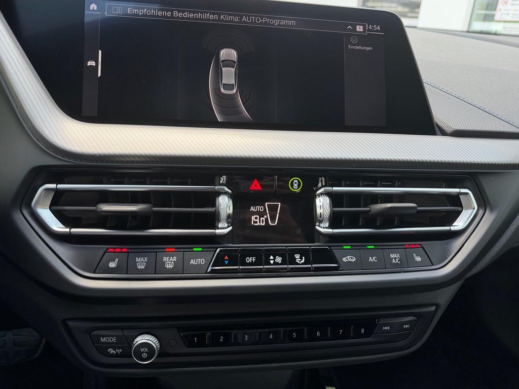 BMW 218 GRAN COUPÉ 2022 г. Белый, пробег 49590 км