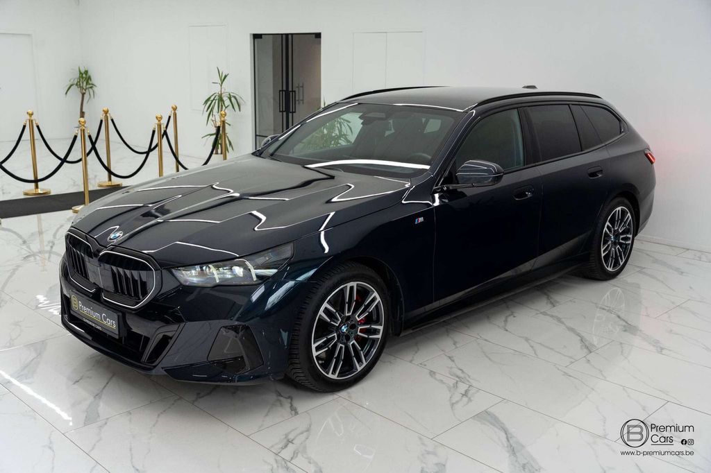 BMW 540 2025 г. Синий, пробег 40000 км