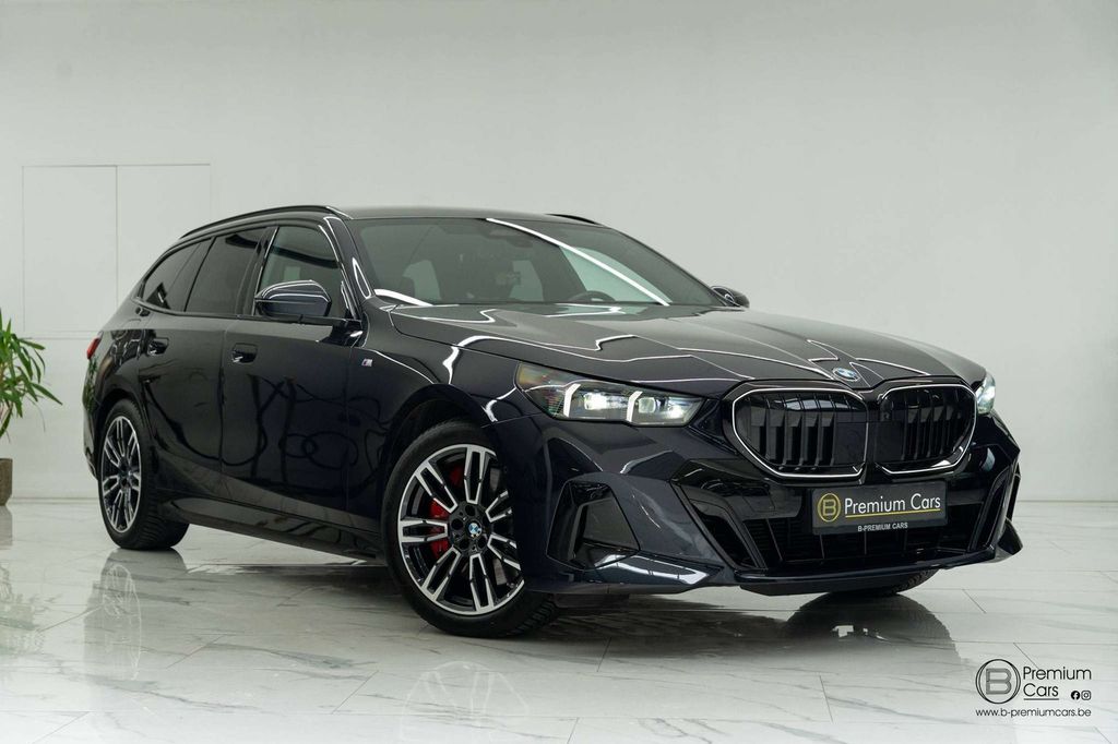 BMW 540 2025 г. Синий, пробег 40000 км