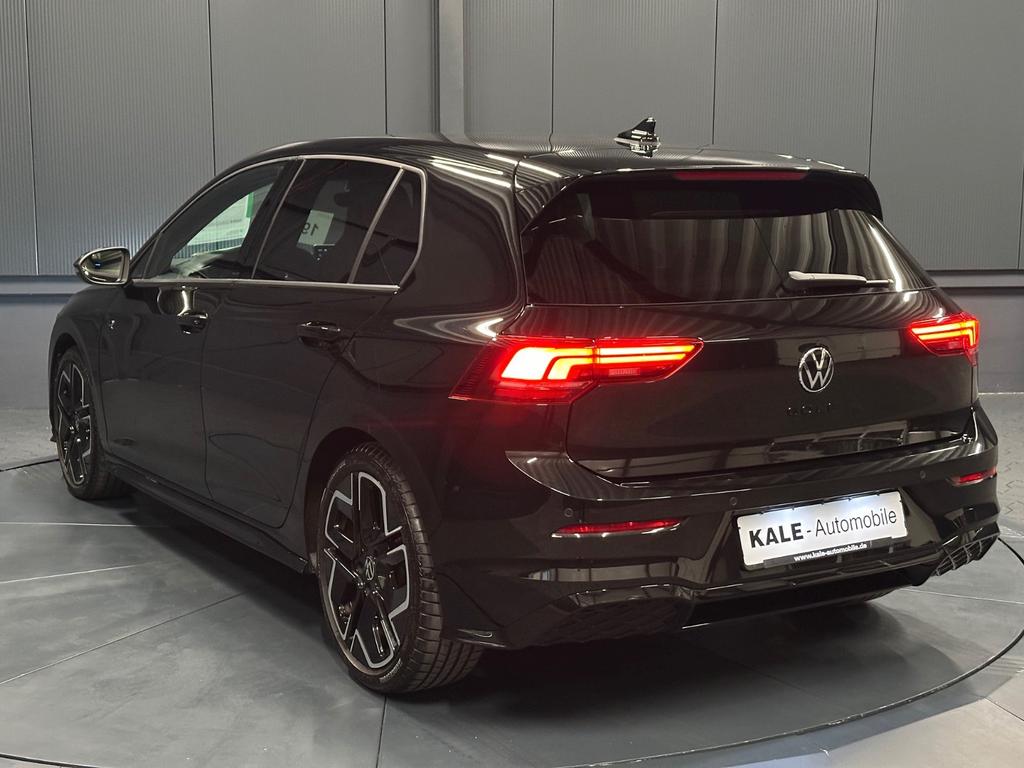 Volkswagen Golf 2025 г. Чёрный, пробег 24850 км