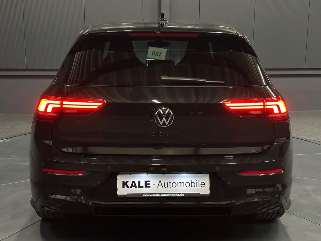 Volkswagen Golf 2025 г. Чёрный, пробег 24850 км