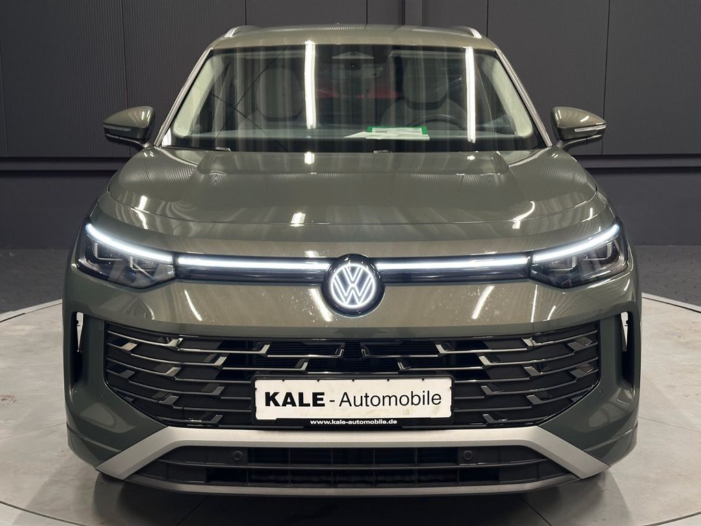 Volkswagen Tayron 2025 г. Зелёный, пробег 18000 км