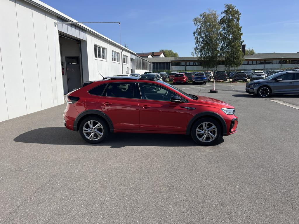 Volkswagen Taigo 2024 г. Красный, пробег 26866 км