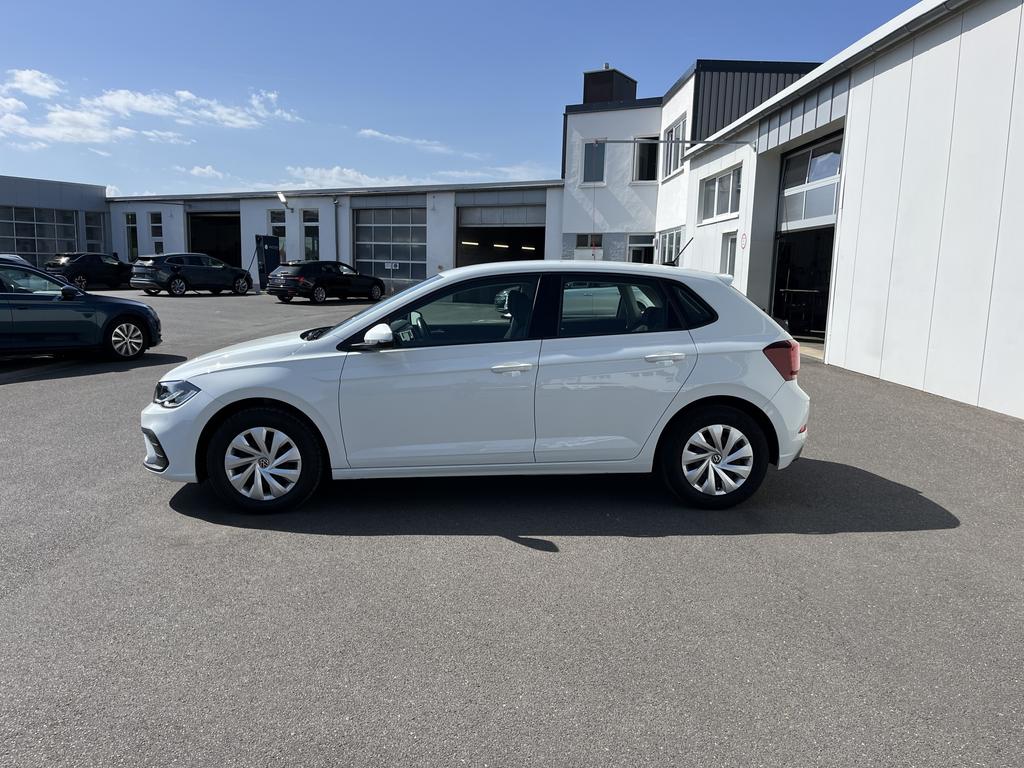 Volkswagen Polo 2023 г. Белый, пробег 18317 км
