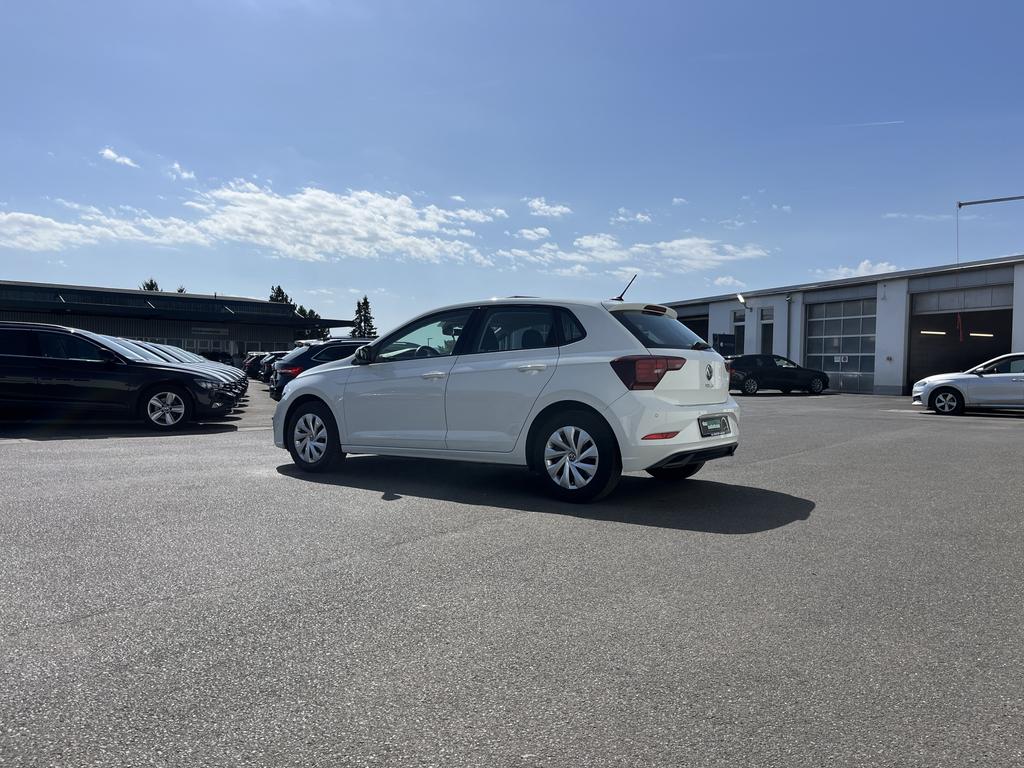 Volkswagen Polo 2023 г. Белый, пробег 18317 км
